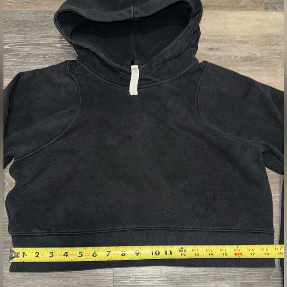 Lululemon Cropped Hoodie - Picture 8 of 9